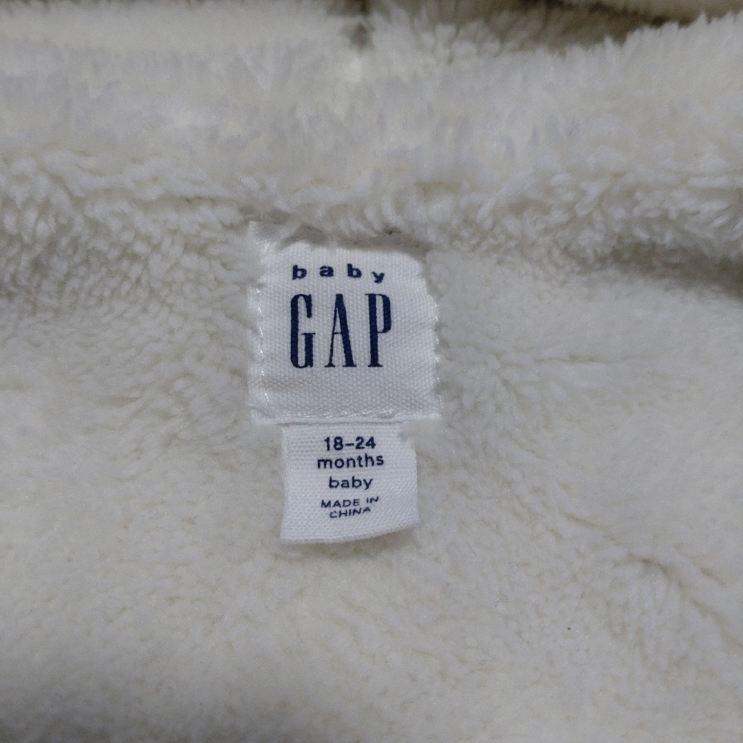 babyGAP(ベビーギャップ)の子供服　GAP　アウター キッズ/ベビー/マタニティのキッズ服女の子用(90cm~)(ジャケット/上着)の商品写真