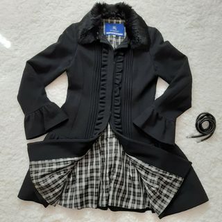 バーバリーブルーレーベル(BURBERRY BLUE LABEL)の美品　バーバリーブルーレーベル　ウールコート　フリル　Aライン　M ブラック(ロングコート)