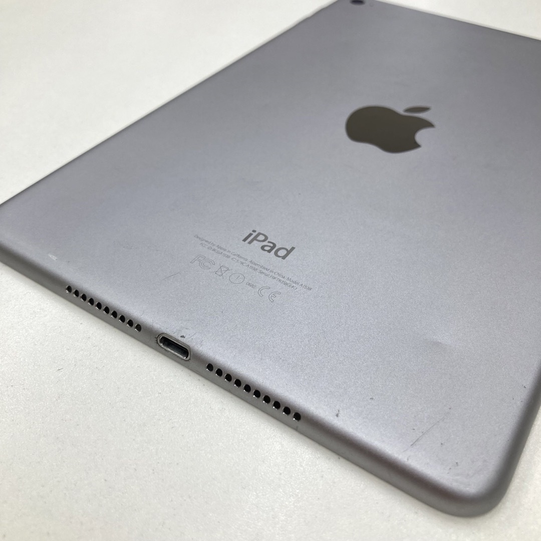 iPad(アイパッド)のApple iPad mini4 Wi-Fiモデル/128GB アイパッド スマホ/家電/カメラのPC/タブレット(タブレット)の商品写真