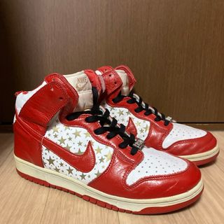 ナイキ(NIKE)のsupreme × NIKE SB dunk  27.5㎝　レッド(スニーカー)