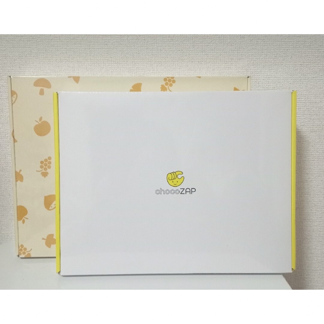 RIZAP(ライザップ)のチョコザップ　スターターキット体組成計＆ヘルスウォッチ&秋キット 新品未使用 スマホ/家電/カメラの美容/健康(体重計/体脂肪計)の商品写真