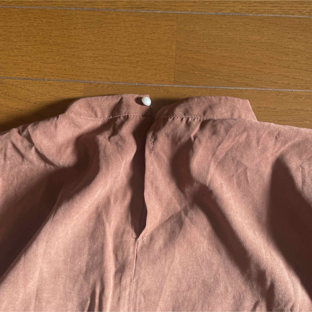 DouDou(ドゥドゥ)のレディーストップス　ブラウス　長袖 レディースのトップス(シャツ/ブラウス(長袖/七分))の商品写真