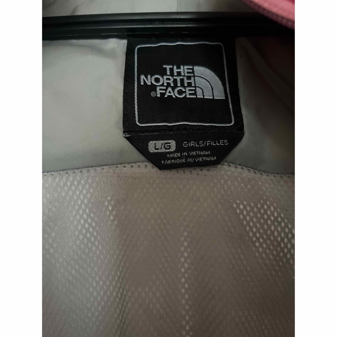 THE NORTH FACE(ザノースフェイス)のTHE NORTH FACE  レディースのジャケット/アウター(ナイロンジャケット)の商品写真