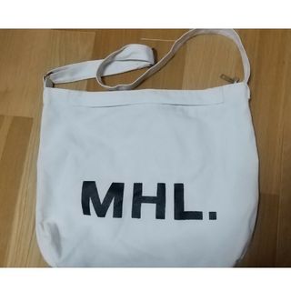 エムエイチエル(MHL.)のマーガレットハウエル ショルダー ホワイト(ショルダーバッグ)