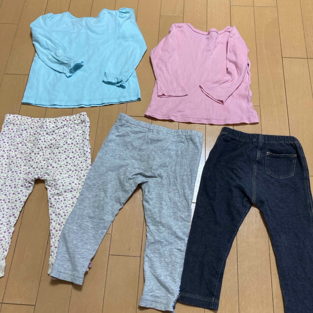 UNIQLO(ユニクロ)の難あり90センチ5枚セット キッズ/ベビー/マタニティのキッズ服女の子用(90cm~)(パンツ/スパッツ)の商品写真