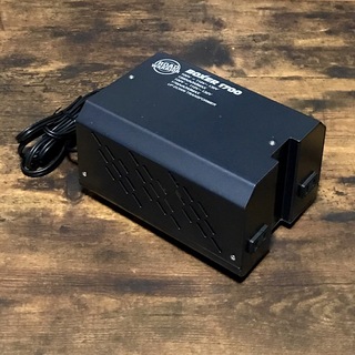 シロシタコウギョウ(城下工業)のBOXER 1700 アップダウントランス(変圧器/アダプター)
