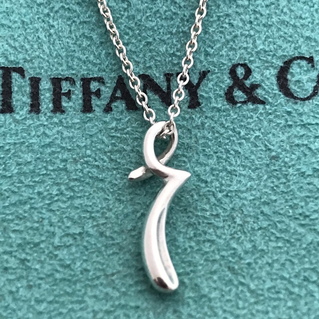 Tiffany イニシャルr ネックレスレディース