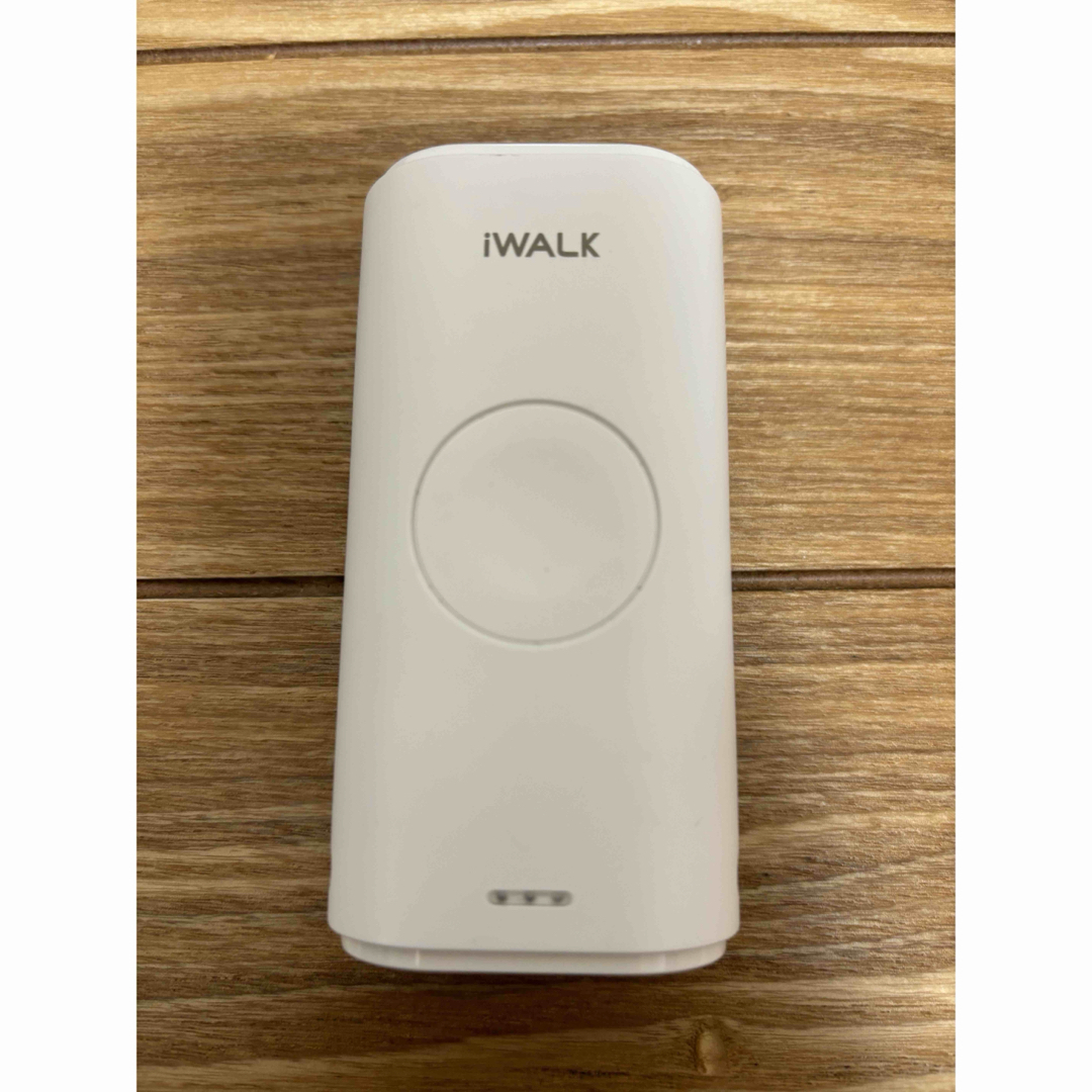 iWALK モバイルバッテリー スマホ/家電/カメラのスマートフォン/携帯電話(バッテリー/充電器)の商品写真