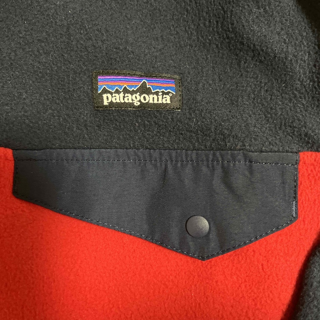 patagonia(パタゴニア)のpatagonia フリース キッズ/ベビー/マタニティのキッズ服男の子用(90cm~)(ジャケット/上着)の商品写真