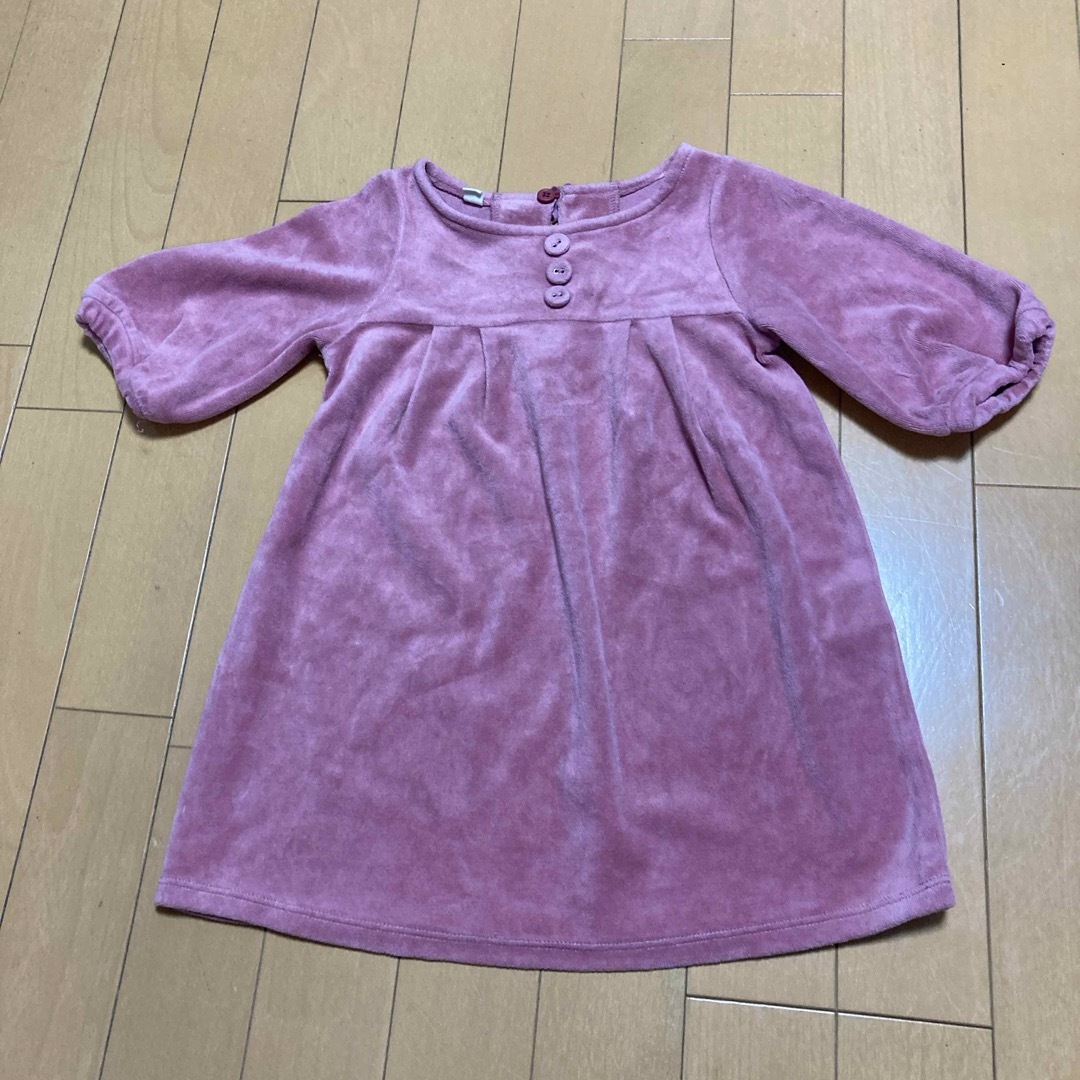 babyGAP(ベビーギャップ)の95センチ5枚セット キッズ/ベビー/マタニティのキッズ服女の子用(90cm~)(Tシャツ/カットソー)の商品写真