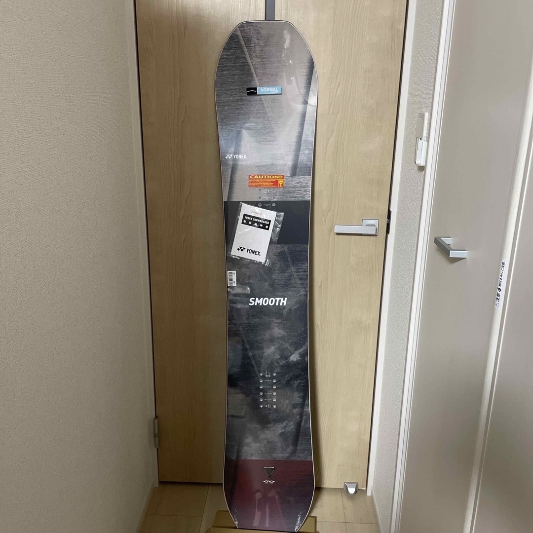 YONEX(ヨネックス)の【新品、未使用】ヨネックス　smooth 150cm スポーツ/アウトドアのスノーボード(ボード)の商品写真