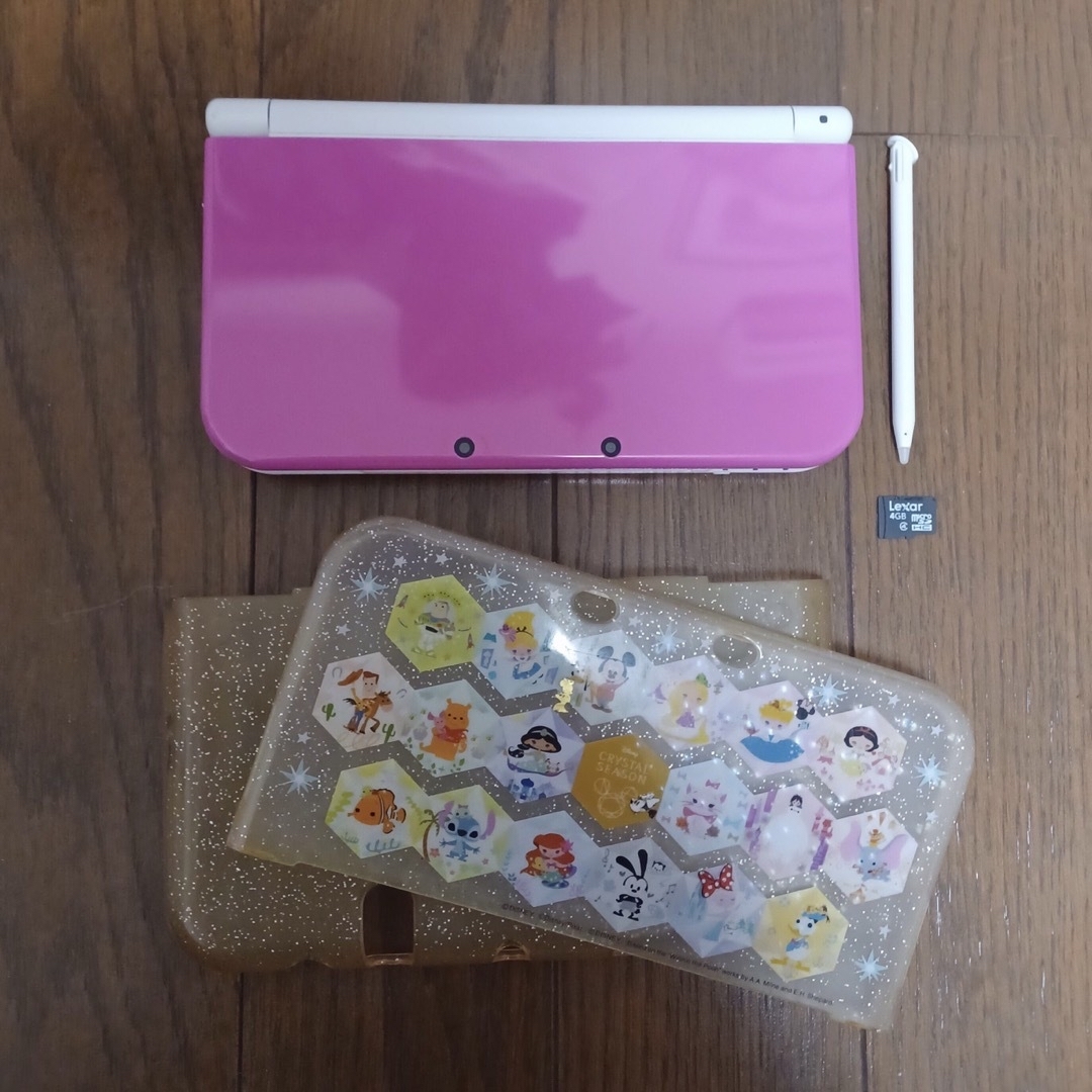 ニンテンドー3DS(ニンテンドー3DS)のNew 3DS LL ピンク×ホワイト 中古 エンタメ/ホビーのゲームソフト/ゲーム機本体(携帯用ゲーム機本体)の商品写真