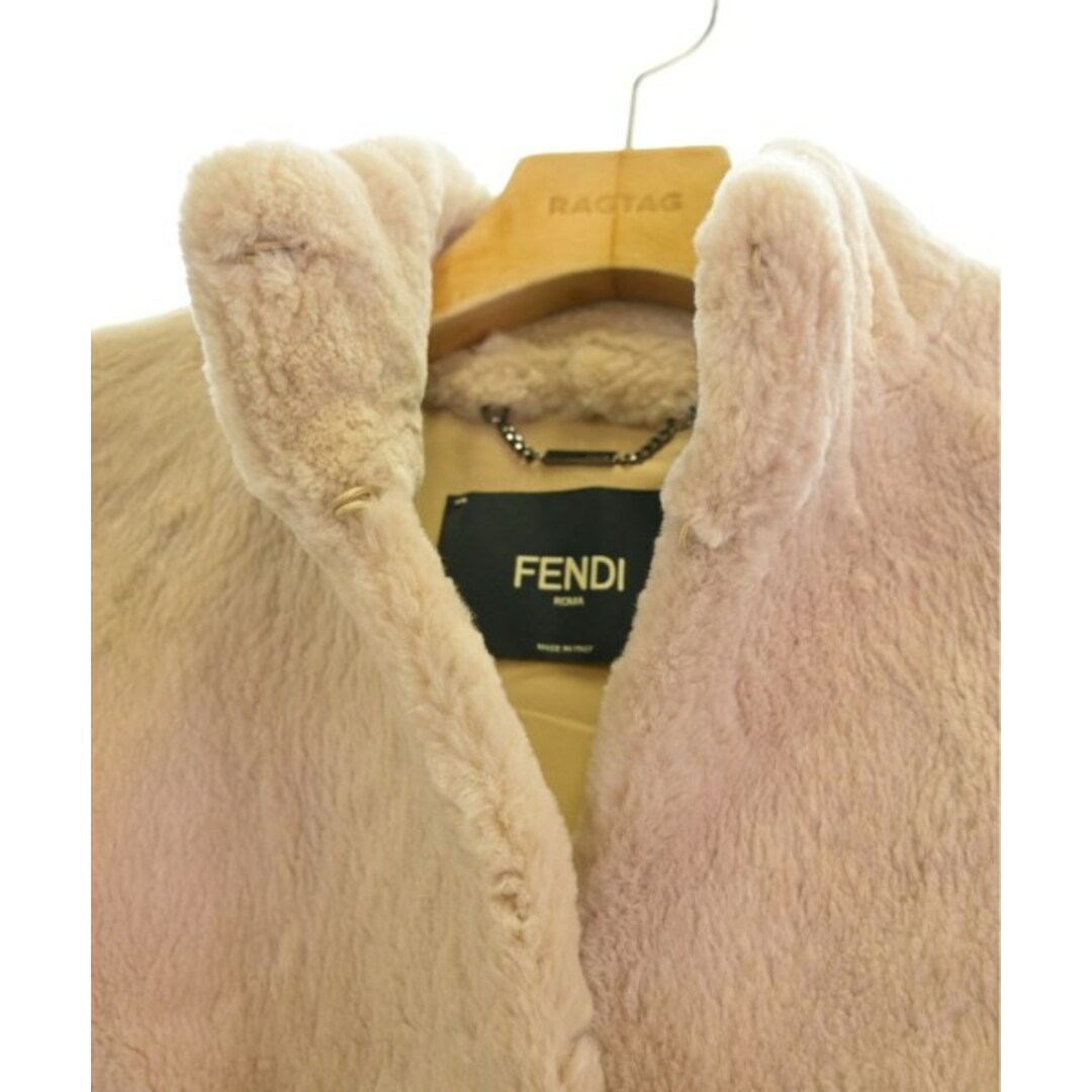 FENDI(フェンディ)のFENDI フェンディ コート 40(M位) ピンクベージュxピンク 【古着】【中古】 レディースのジャケット/アウター(その他)の商品写真