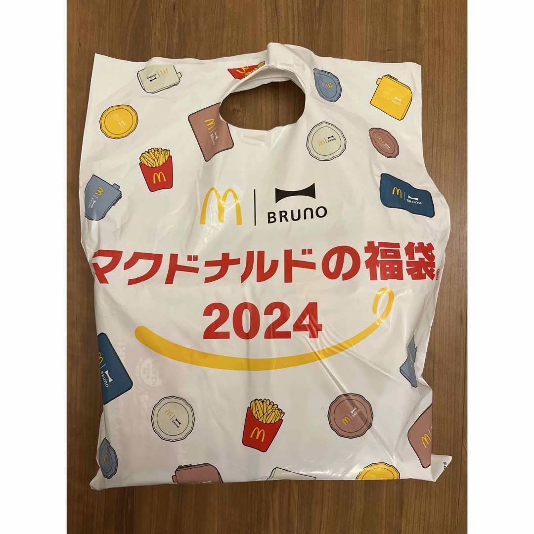 マクドナルド2024 福袋 エンタメ/ホビーのコレクション(ノベルティグッズ)の商品写真