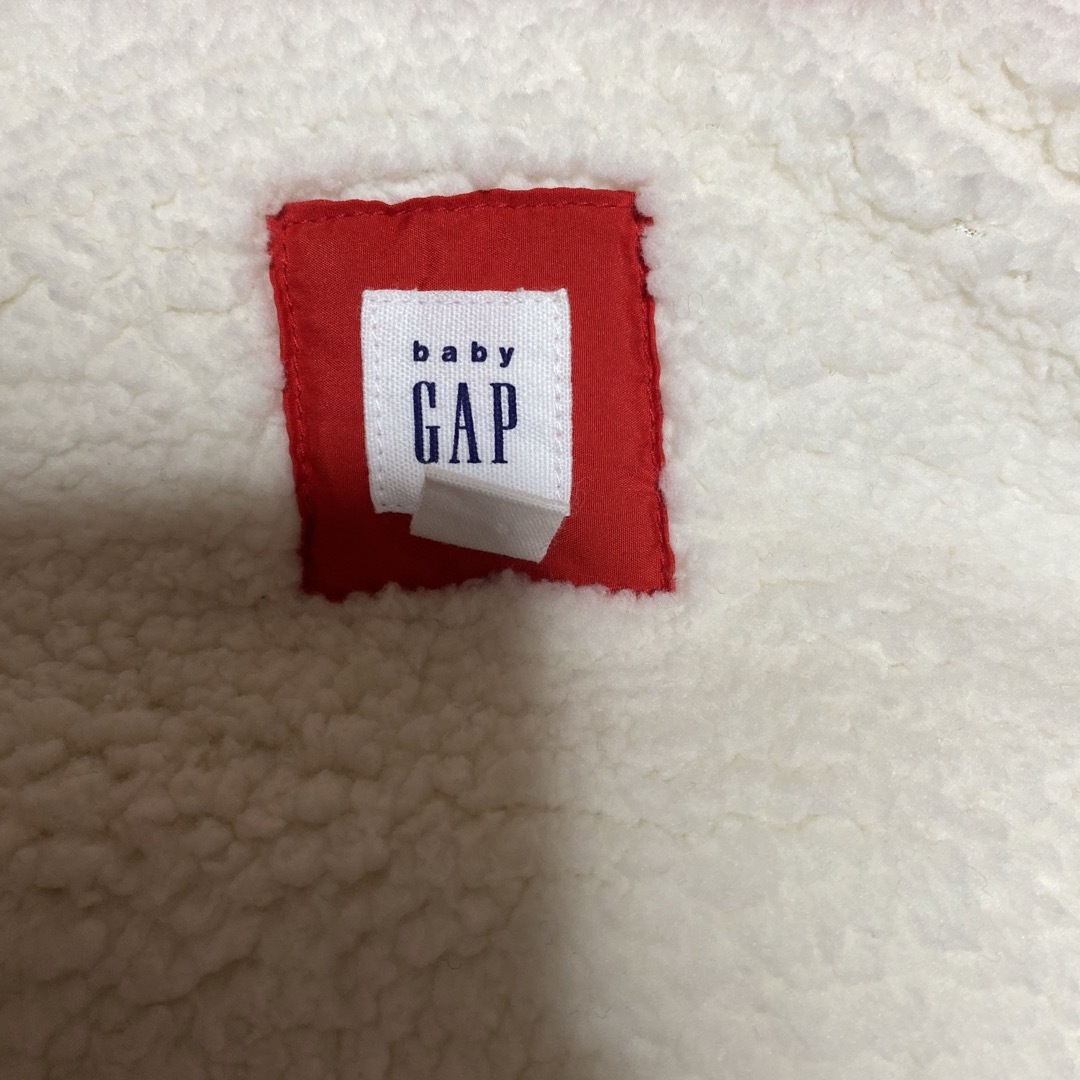 babyGAP(ベビーギャップ)のGAPキッズベスト★110cm キッズ/ベビー/マタニティのキッズ服女の子用(90cm~)(ジャケット/上着)の商品写真