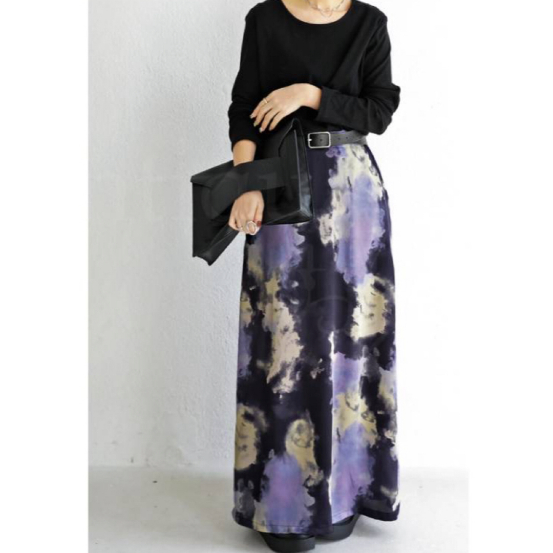 antiqua(アンティカ)のアンティカ 水彩画ロングスカート レディースのスカート(ロングスカート)の商品写真