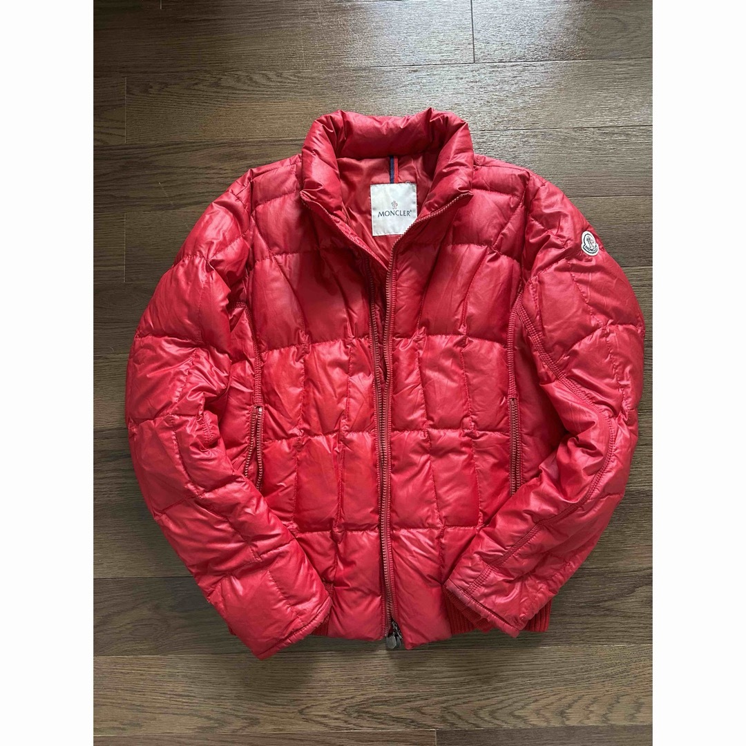 MONCLER(モンクレール)のモンクレール MONCLER ダウン 赤 サイズ:1 メンズのジャケット/アウター(ダウンジャケット)の商品写真