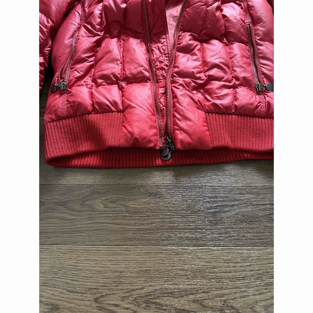 MONCLER(モンクレール)のモンクレール MONCLER ダウン 赤 サイズ:1 メンズのジャケット/アウター(ダウンジャケット)の商品写真