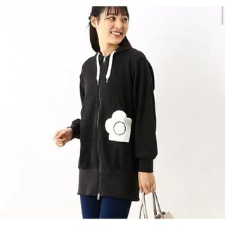 マリークワント(MARY QUANT)のマリークワント　パーカー(パーカー)