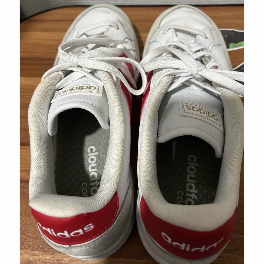 adidas(アディダス)のadidas コンフォート メンズの靴/シューズ(スニーカー)の商品写真