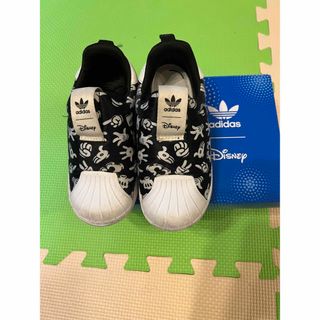 アディダス(adidas)の【専用】adidas✖️Disney 16cm スニーカー(スニーカー)