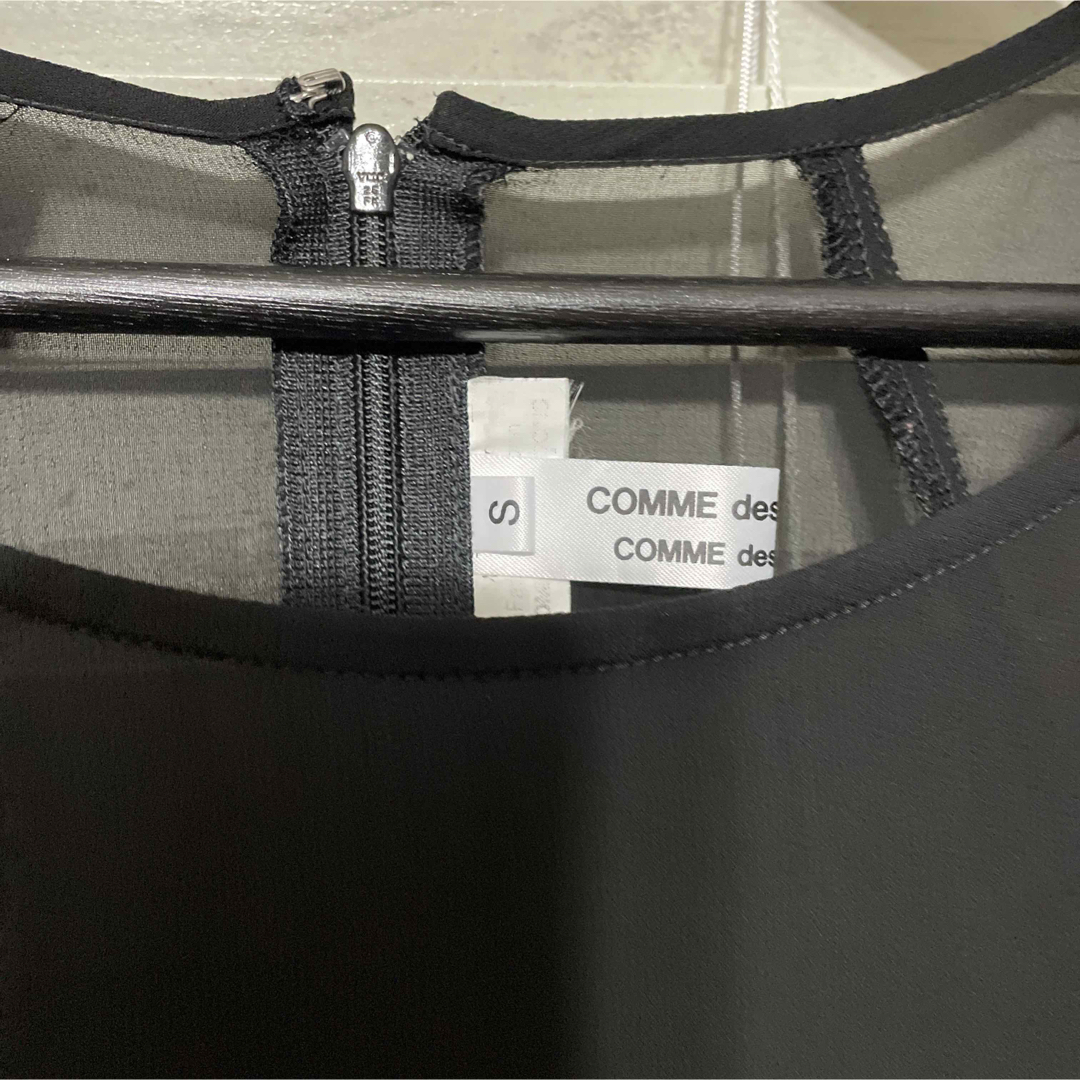 COMME des GARCONS(コムデギャルソン)のCOMMEdesGARCONS コムコムシースルーワンピース レディースのワンピース(ひざ丈ワンピース)の商品写真