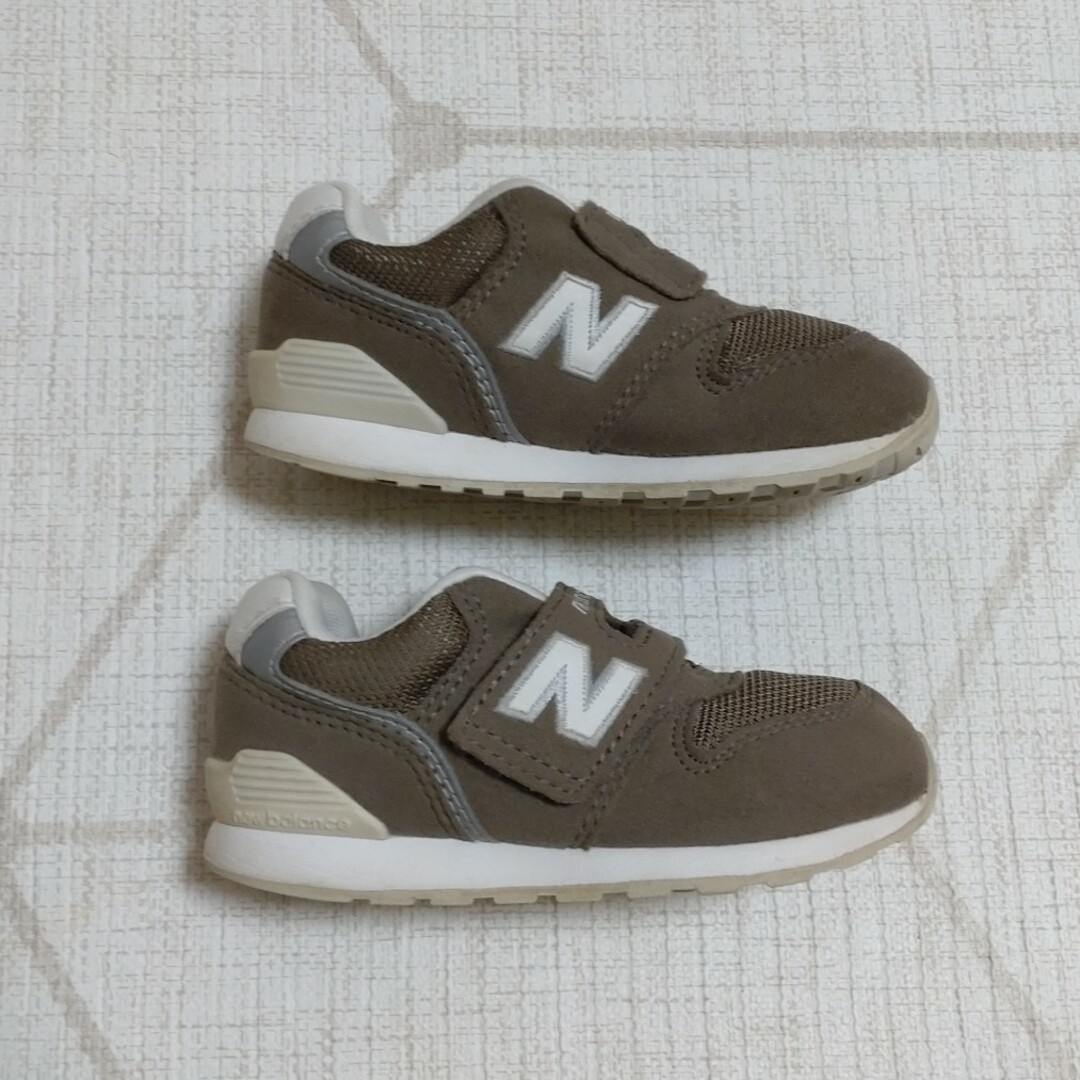 New Balance(ニューバランス)のニューバランス 996　14.5cm　ベビーシューズ　ベージュ キッズ/ベビー/マタニティのベビー靴/シューズ(~14cm)(スニーカー)の商品写真