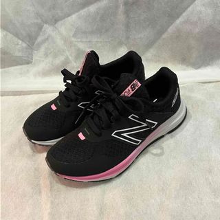 ニューバランス(New Balance)のニューバランス　スニーカー　23  ブラック　ピンク(スニーカー)