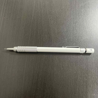 ムジルシリョウヒン(MUJI (無印良品))の低重心シャープペン　0.5mm(ペン/マーカー)
