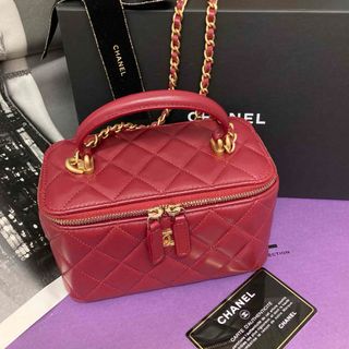 シャネル(CHANEL)の未使用☆人気☆CHANEL☆ヴァニティ☆ショルダー☆バッグ☆マトラッセ☆(ショルダーバッグ)