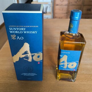 サントリー(サントリー)のSuntory World Whisky 碧 Ao 700ml　未開封　箱付き(ウイスキー)
