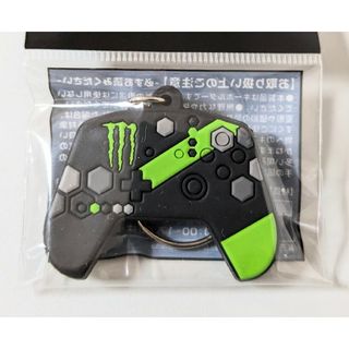 モンスターエナジー(Monster Energy)のモンスターエナジー柄キーホルダー ゲームコントローラー型 キーホルダー 非売品(キーホルダー)