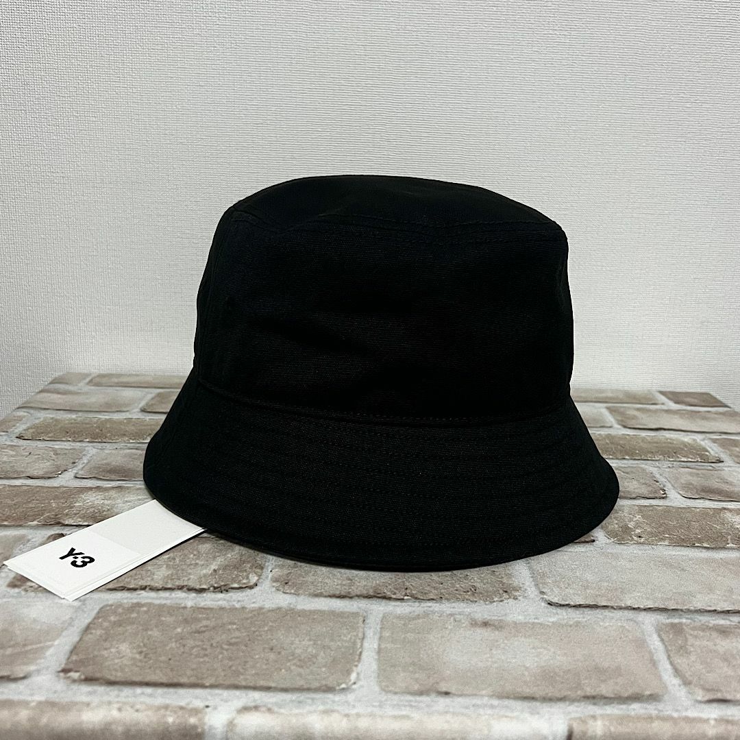 Y-3(ワイスリー)の新品【Y-3 ワイスリー】ロゴ バケットハット　ブラック メンズの帽子(ハット)の商品写真