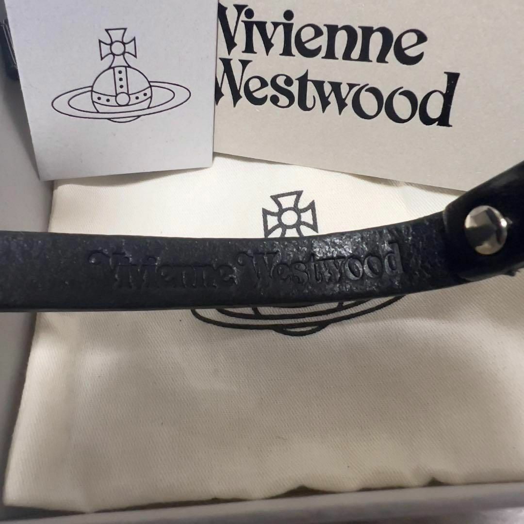 Vivienne Westwood(ヴィヴィアンウエストウッド)の【新品未使用】ヴィヴィアンウエストウッド レザー チョーカー ブレスレット 赤 レディースのアクセサリー(その他)の商品写真