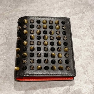 クリスチャンルブタン(Christian Louboutin)のクリスチャンルブタン　二つ折り　財布(折り財布)