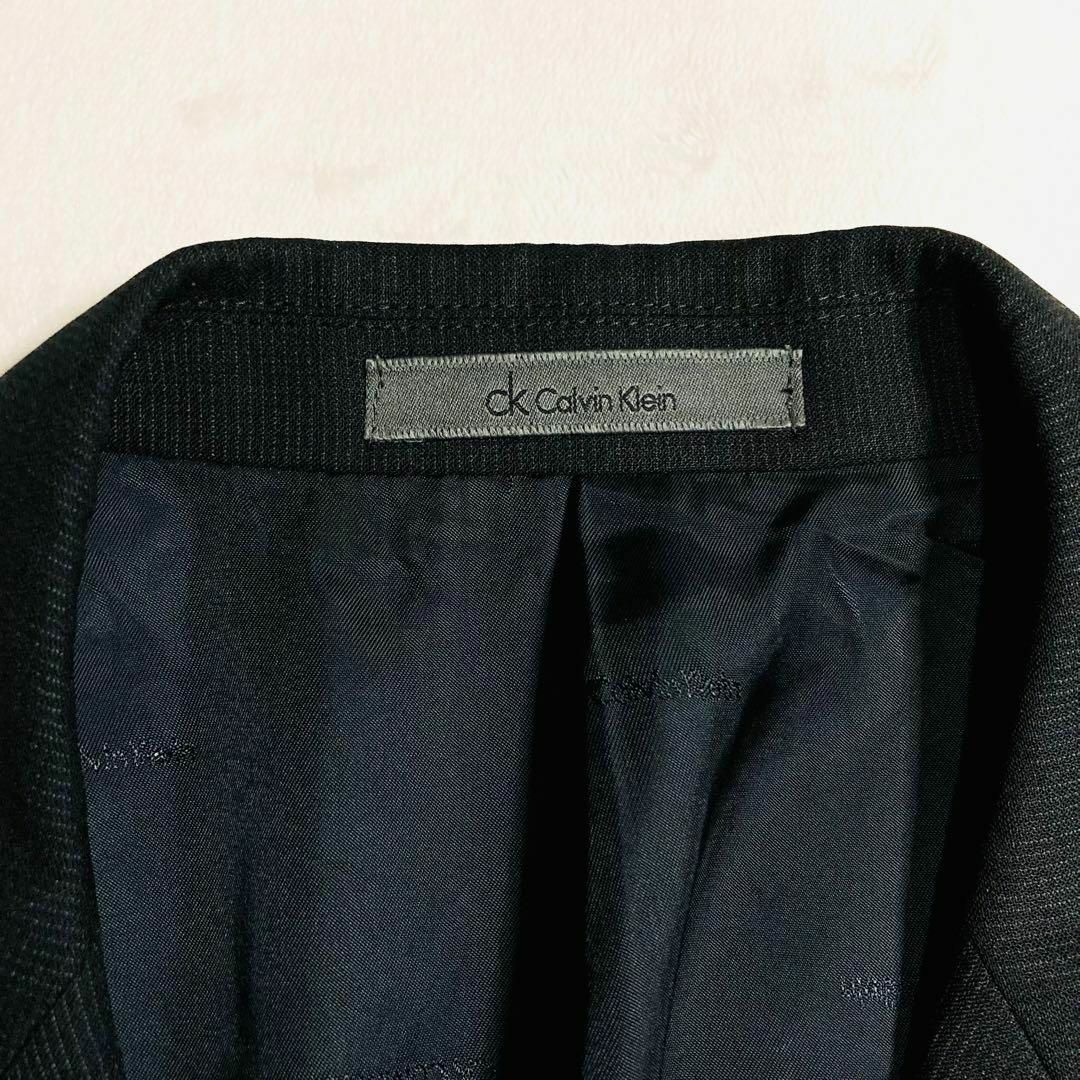 Calvin Klein(カルバンクライン)のCalvin Klein　セットアップ　シャドー　ストライプ　ダークグレー メンズのスーツ(セットアップ)の商品写真