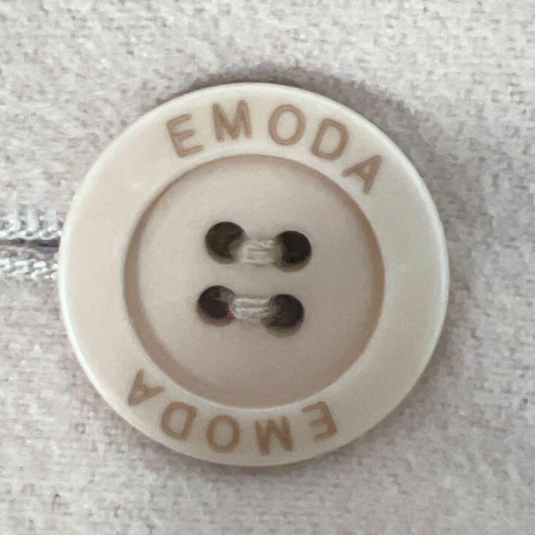 EMODA(エモダ)のエモダ　ビックカラー　ファー　コート　Sサイズ レディースのジャケット/アウター(ロングコート)の商品写真