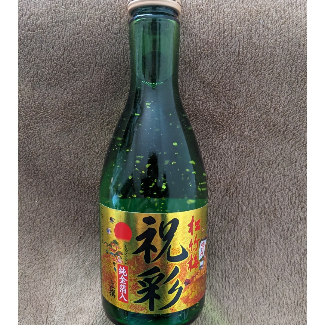 宝酒造(タカラシュゾウ)の宝酒造 上撰松竹梅「祝彩」〈純金箔入〉３００ＭＬ 食品/飲料/酒の酒(日本酒)の商品写真