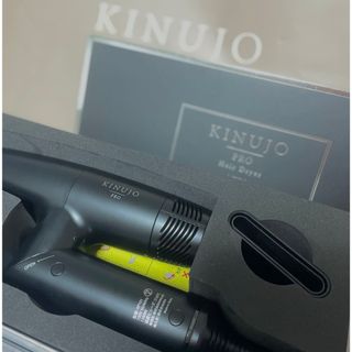 キヌジョ(KINUJO)の美品キヌジョ プロ サロン専売品(ドライヤー)