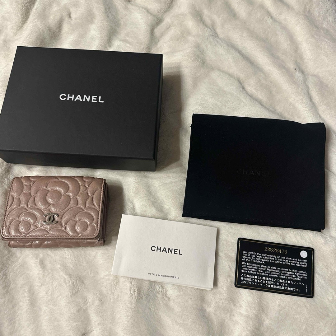 ファッション小物シャネル　CHANEL 財布　カメリア