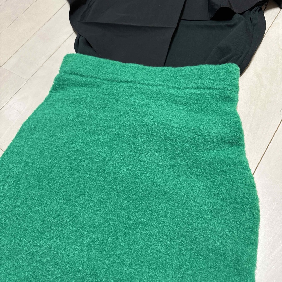 SCOT CLUB(スコットクラブ)の新品　ヤマダヤ　グリーン　ニットスカート　モコモコ　ウエストゴム　あったか レディースのスカート(ロングスカート)の商品写真