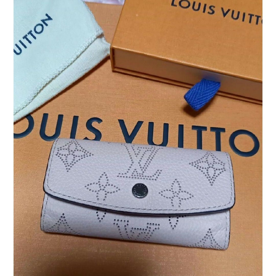 LOUIS VUITTON(ルイヴィトン)のルイヴィトン　マヒナ　キーケース レディースのファッション小物(キーケース)の商品写真