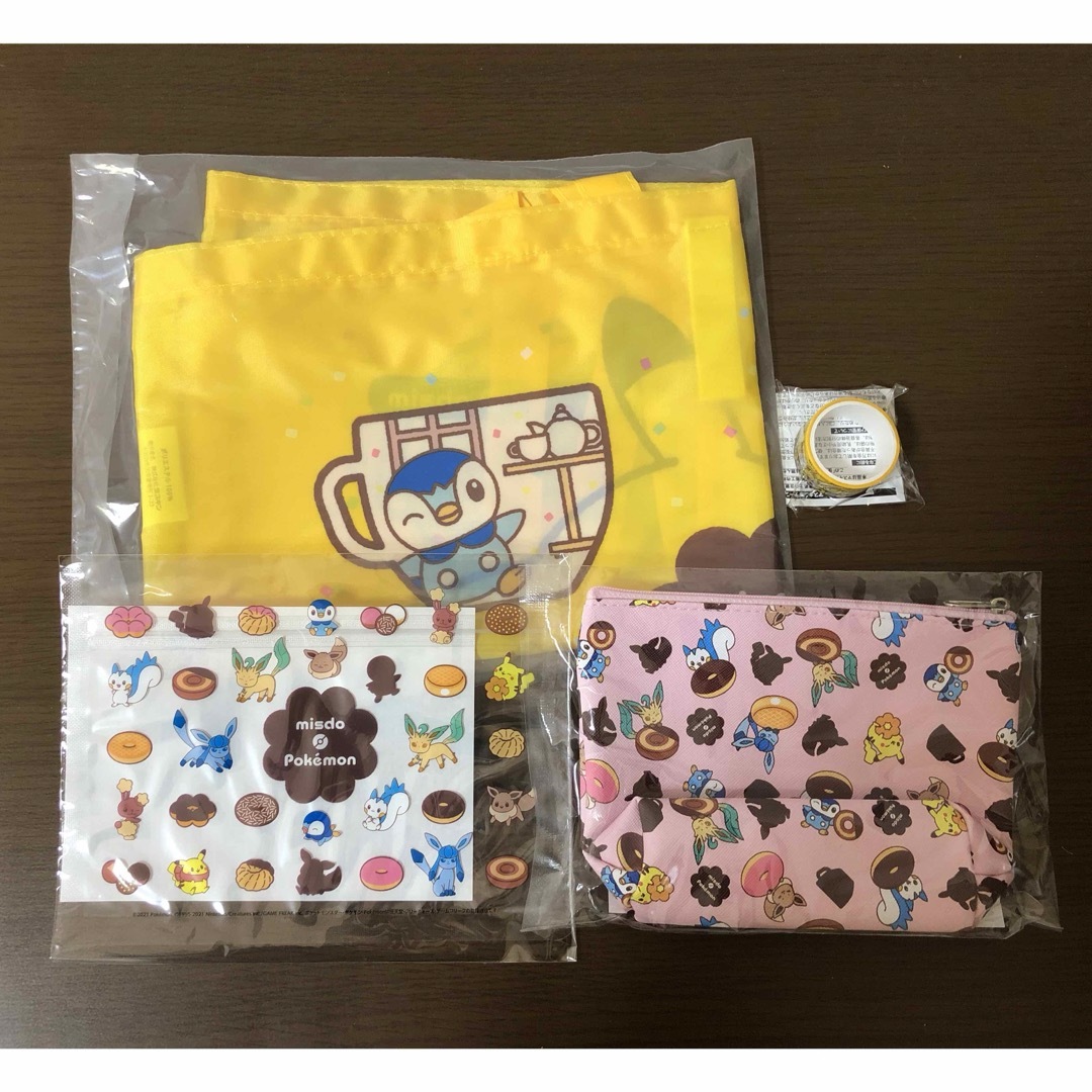 ポケモン(ポケモン)の【新品・未使用】ミスド　ポケモン　コラボ　福袋　グッズ4点セット エンタメ/ホビーのおもちゃ/ぬいぐるみ(キャラクターグッズ)の商品写真