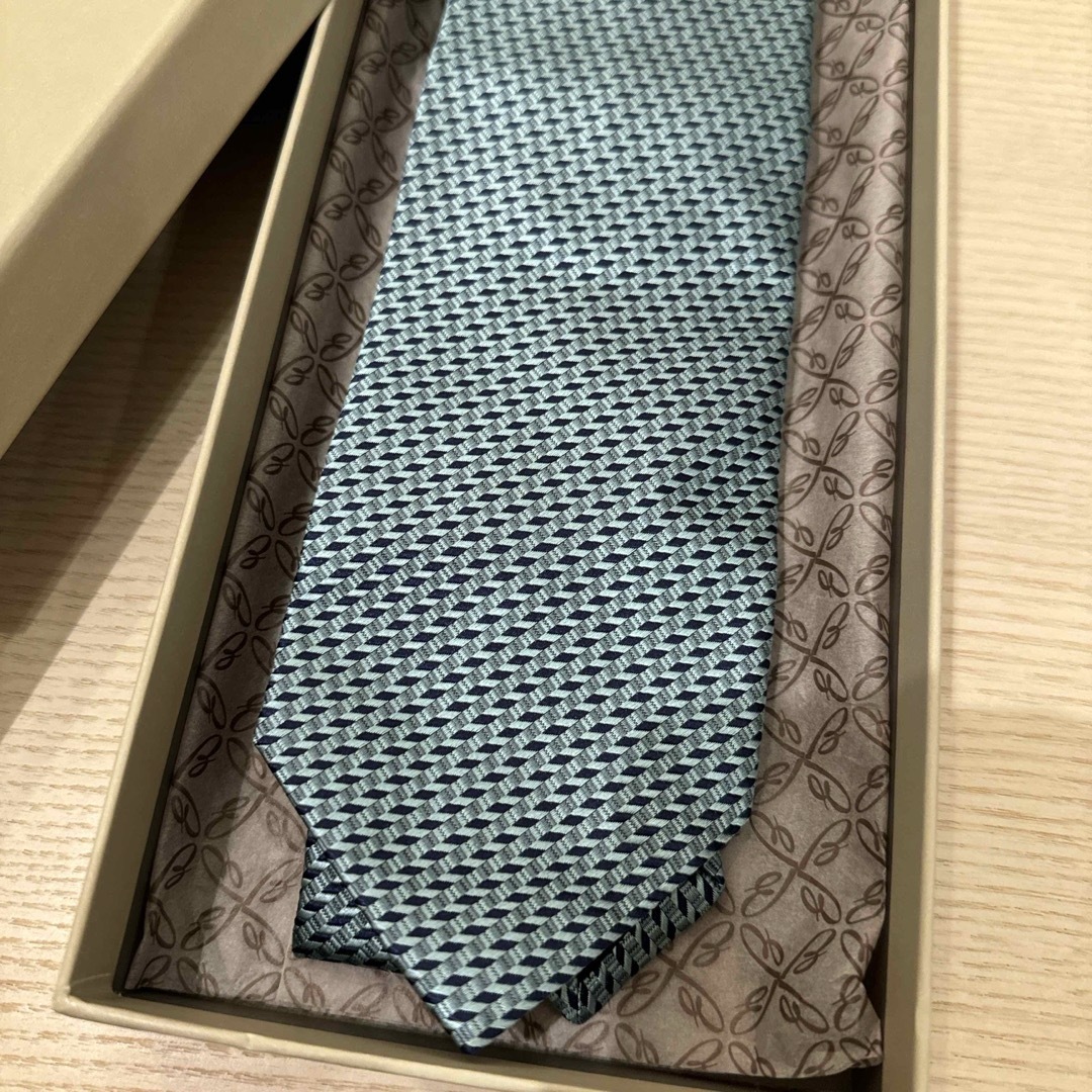 Brioni - 新品未使用 ブリオーニ ネクタイ ブルー 箱付きの通販 by べ