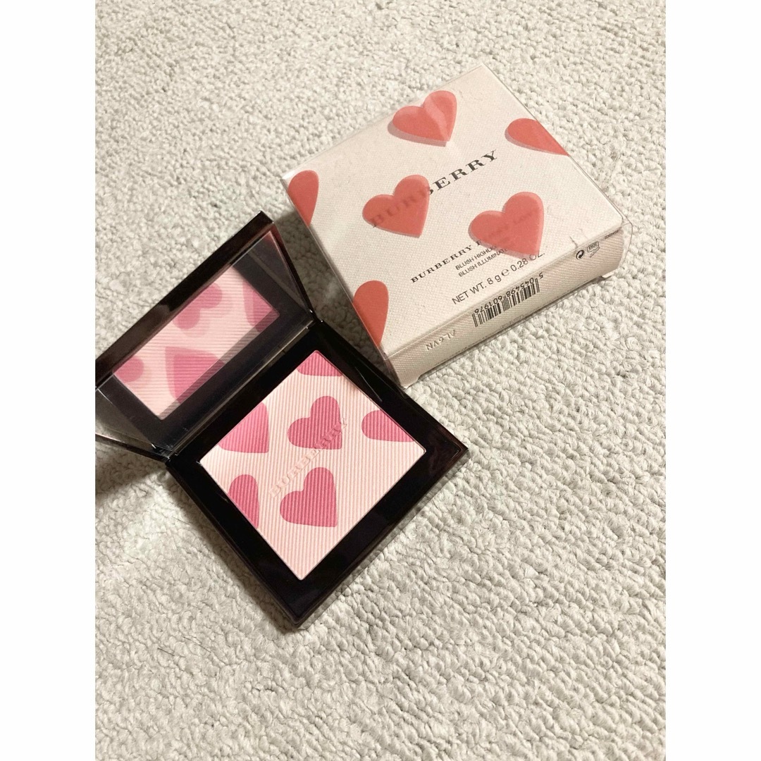 新品未使用 Burberry 限定品 ファーストラブ ブラッシュ ハイライター | フリマアプリ ラクマ