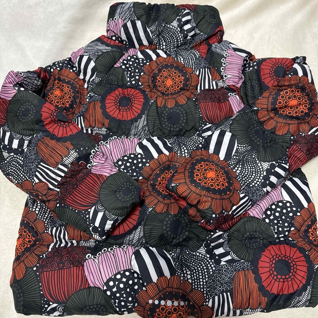 marimekko(マリメッコ)のマリメッコ　ユニクロウルトラダウン キッズ/ベビー/マタニティのキッズ服女の子用(90cm~)(ジャケット/上着)の商品写真