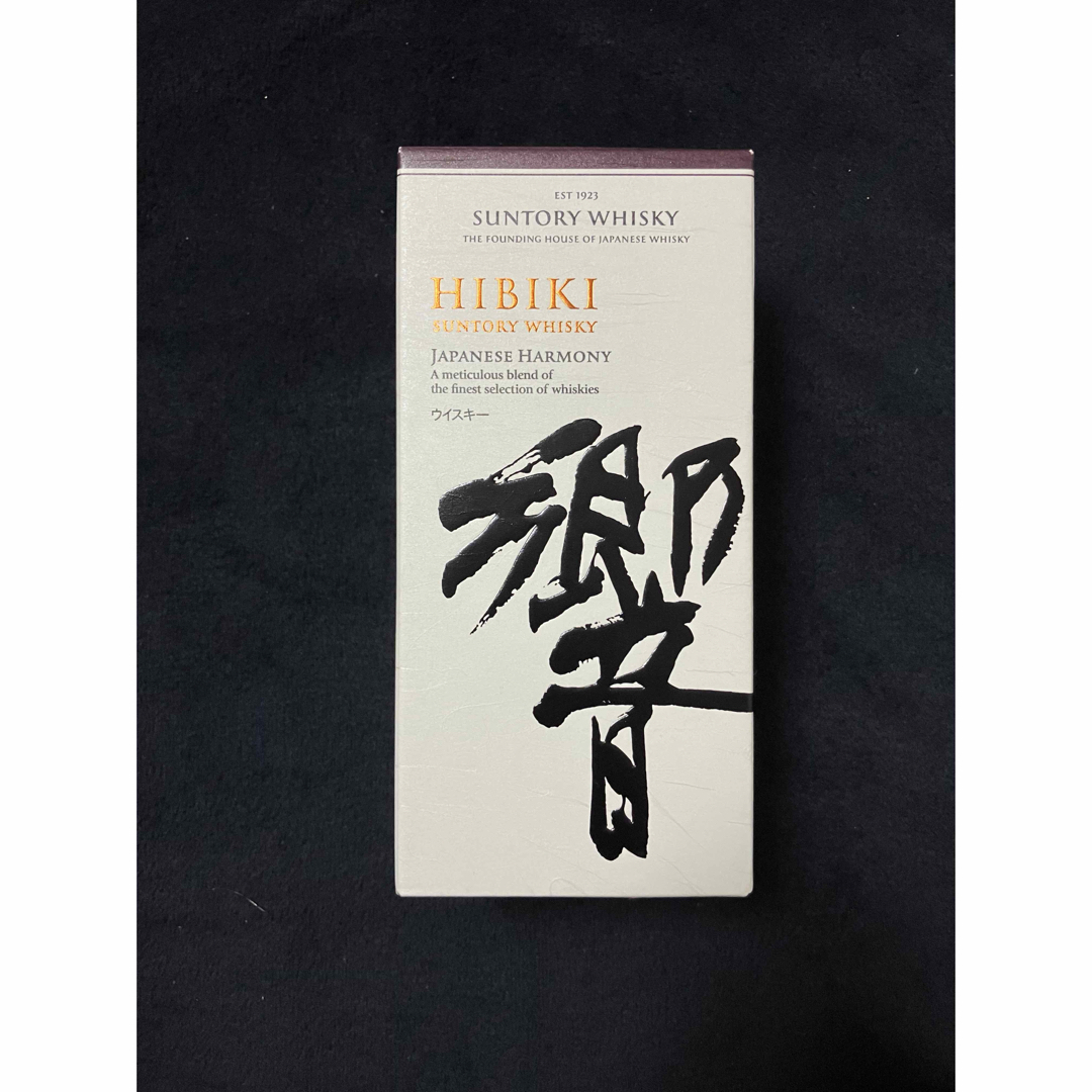 サントリー(サントリー)の響 JAPANESE HARMONY サントリー 外箱付き 43% 700ml 食品/飲料/酒の酒(ウイスキー)の商品写真