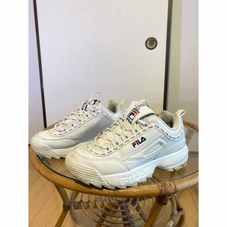 フィラ(FILA)のFILA フィラ　ディスラプター 2 ホワイト　レディース シューズ(スニーカー)