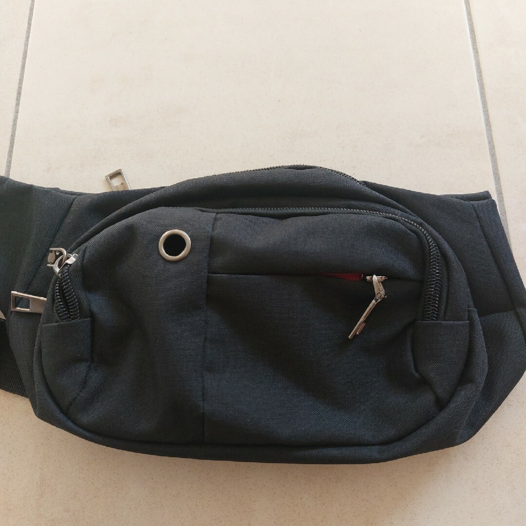 ショルダーバッグ ブラック メンズのバッグ(ショルダーバッグ)の商品写真