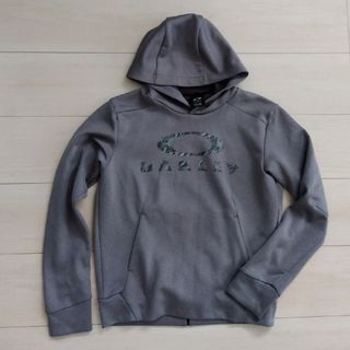 オークリー(Oakley)のOAKLEY　150　パーカー　男の子　オークリー(Tシャツ/カットソー)